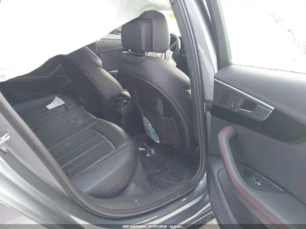WAUENAF4XJN004338 2018 AUDI A4 - Image 8