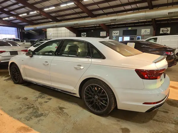 WAUENAF4XKN001215 2019 AUDI A4 - Image 2