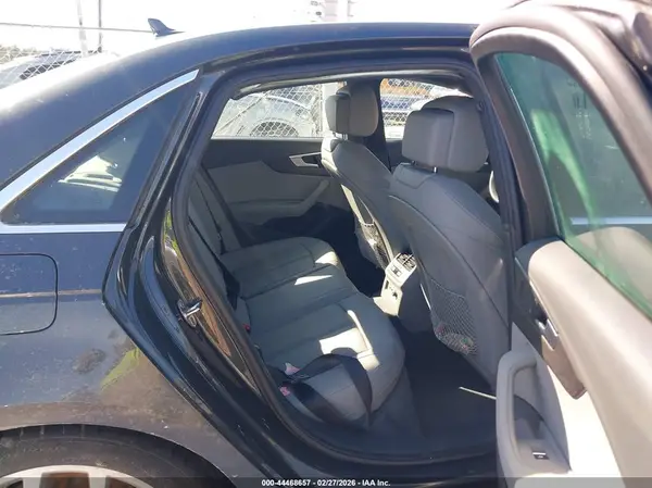WAUENAF4XKN006933 2019 AUDI A4 - Image 8
