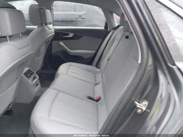 WAUENAF4XKN008228 2019 AUDI A4 - Image 8