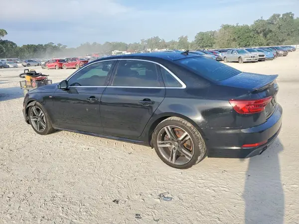 WAUENBF46JN016931 2018 AUDI A4 - Image 2
