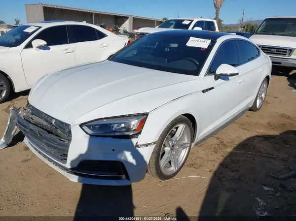 WAUENCF50JA039773 2018 AUDI A5 - Image 2