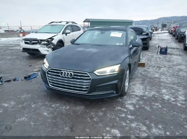 WAUENCF50JA069422 2018 AUDI A5 - Image 2