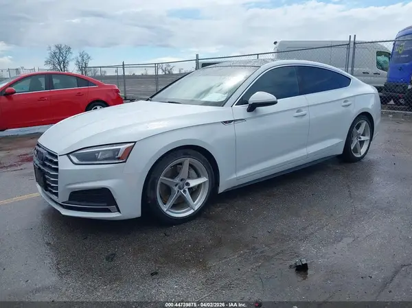 WAUENCF50JA094952 2018 AUDI A5 - Image 2