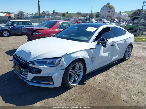 WAUENCF50JA096961 2018 AUDI A5 - Image 2