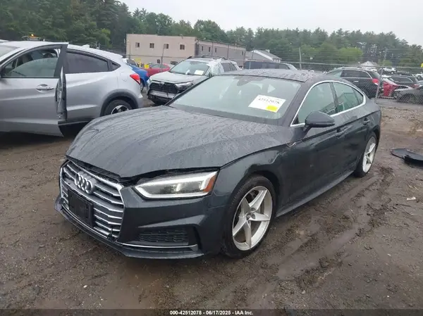 WAUENCF50KA018083 2019 AUDI A5 - Image 2