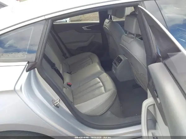WAUENCF51JA064987 2018 AUDI A5 - Image 8