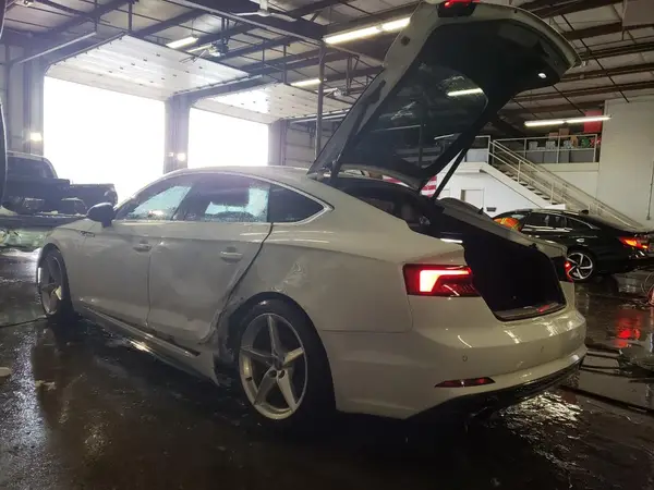 WAUENCF51JA136237 2018 AUDI A5 - Image 2