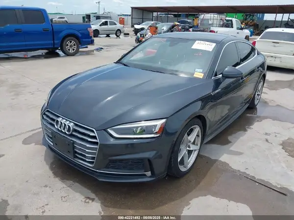WAUENCF51KA008467 2019 AUDI A5 - Image 2