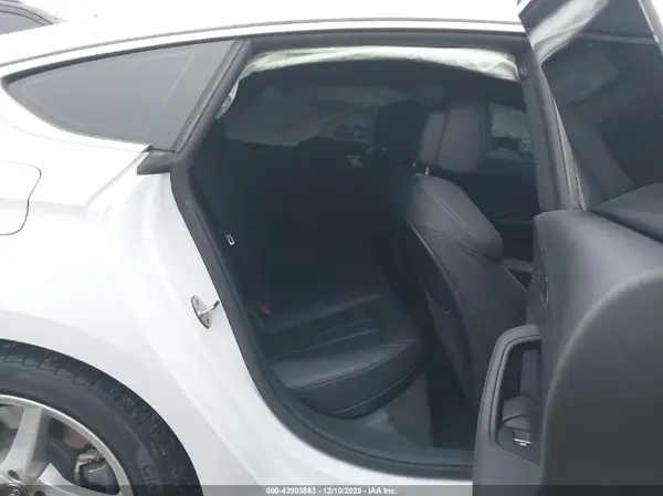 WAUENCF51KA022952 2019 AUDI A5 - Image 8