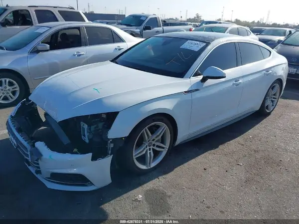 WAUENCF51KA085940 2019 AUDI A5 - Image 2