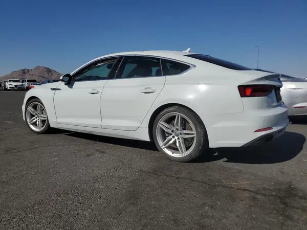WAUENCF52JA028239 2018 AUDI A5 - Image 2
