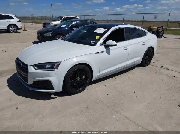 WAUENCF52JA110763 2018 AUDI A5 - Image 2