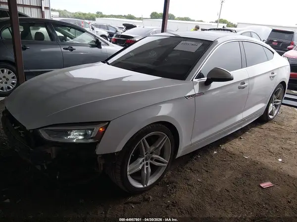WAUENCF52JA122380 2018 AUDI A5 - Image 2