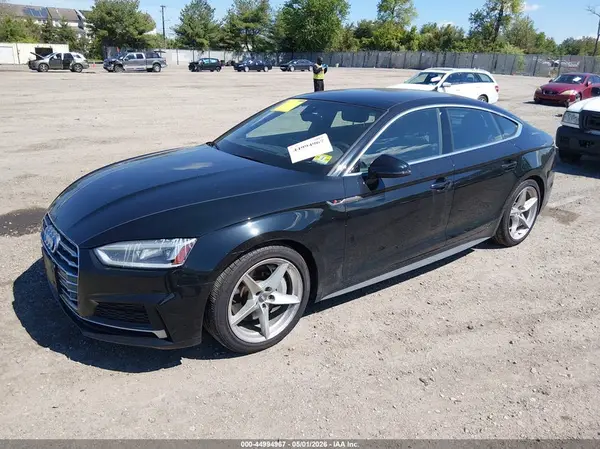 WAUENCF52KA005027 2019 AUDI A5 - Image 2