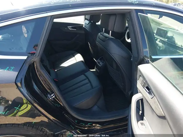 WAUENCF52KA005027 2019 AUDI A5 - Image 8