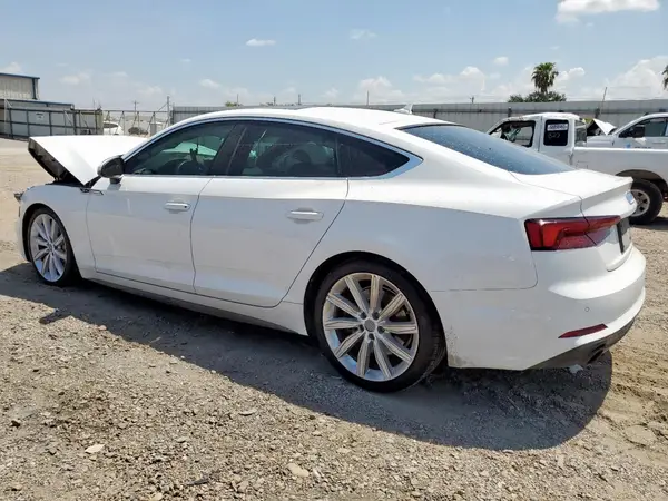 WAUENCF52KA025276 2019 AUDI A5 - Image 2