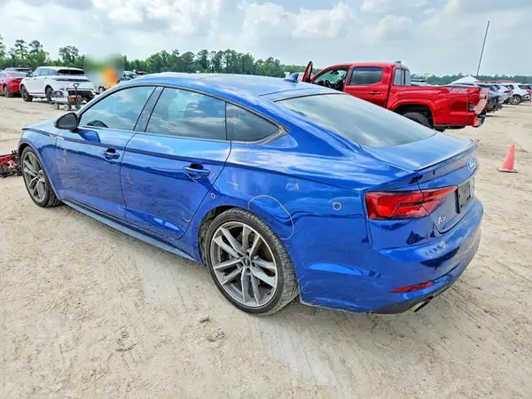WAUENCF52KA057323 2019 AUDI A5 - Image 2
