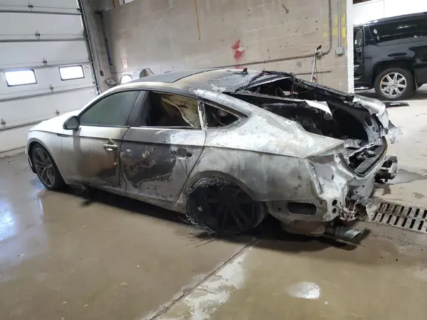 WAUENCF52KA099619 2019 AUDI A5 - Image 2