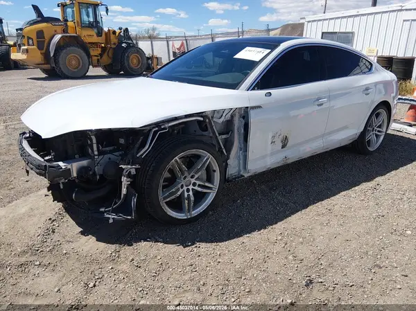 WAUENCF53JA135641 2018 AUDI A5 - Image 2