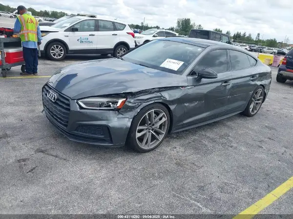 WAUENCF53KA032849 2019 AUDI A5 - Image 2
