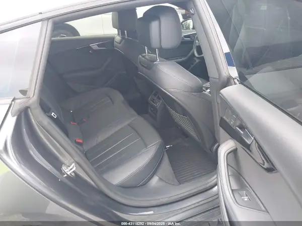 WAUENCF53KA032849 2019 AUDI A5 - Image 8
