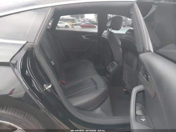 WAUENCF53KA066970 2019 AUDI A5 - Image 8