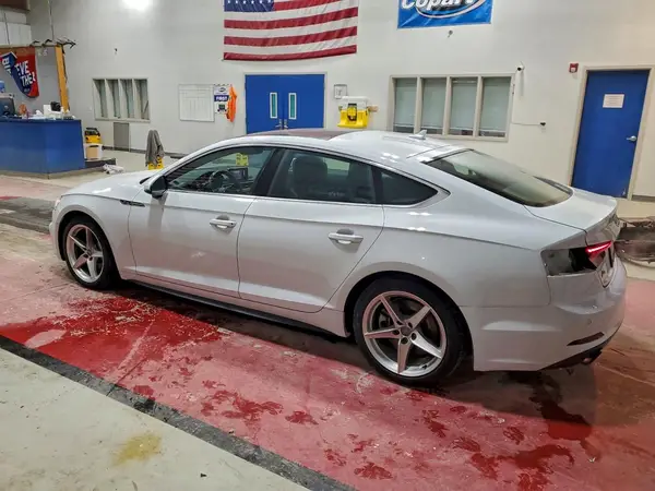 WAUENCF53KA068430 2019 AUDI A5 - Image 2