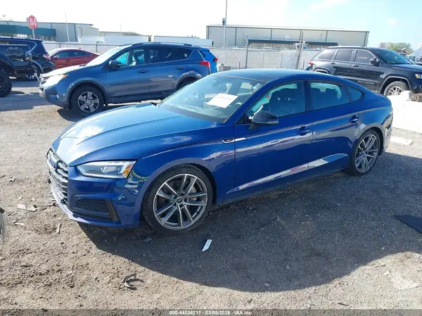 WAUENCF53KA075877 2019 AUDI A5 - Image 2