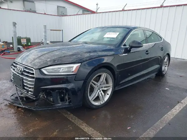 WAUENCF53KA078083 2019 AUDI A5 - Image 2