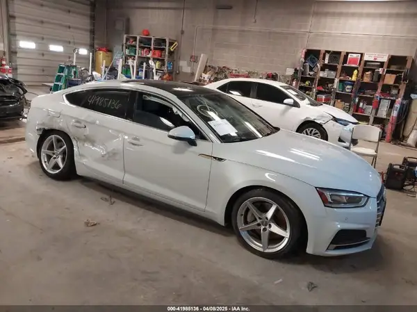 WAUENCF54JA100042 2018 AUDI A5 - Image 1