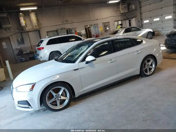 WAUENCF54JA100042 2018 AUDI A5 - Image 2