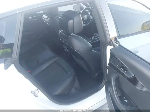 WAUENCF54JA116158 2018 AUDI A5 - Image 8
