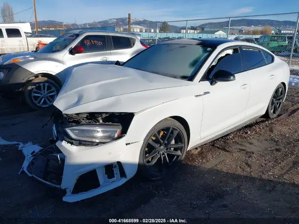 WAUENCF54KA031631 2019 AUDI A5 - Image 2
