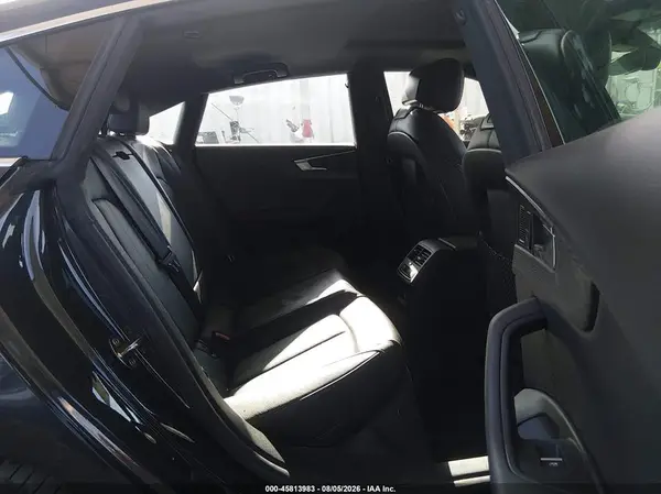 WAUENCF55JA044032 2018 AUDI A5 - Image 8