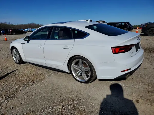 WAUENCF55JA071537 2018 AUDI A5 - Image 2