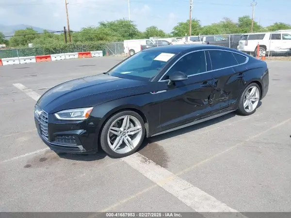 WAUENCF55JA102219 2018 AUDI A5 - Image 2