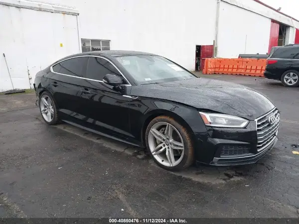 WAUENCF56JA009175 2018 AUDI A5 - Image 1