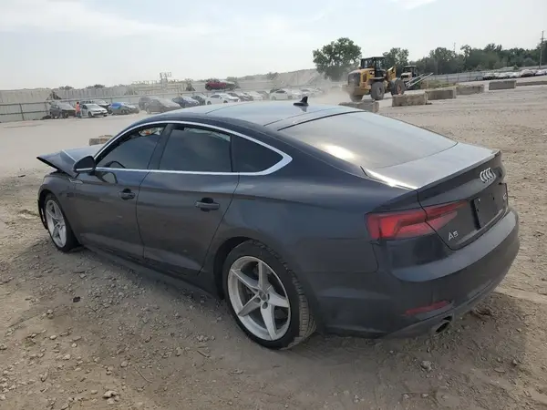 WAUENCF56JA013520 2018 AUDI A5 - Image 2