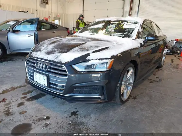 WAUENCF56KA057941 2019 AUDI A5 - Image 2