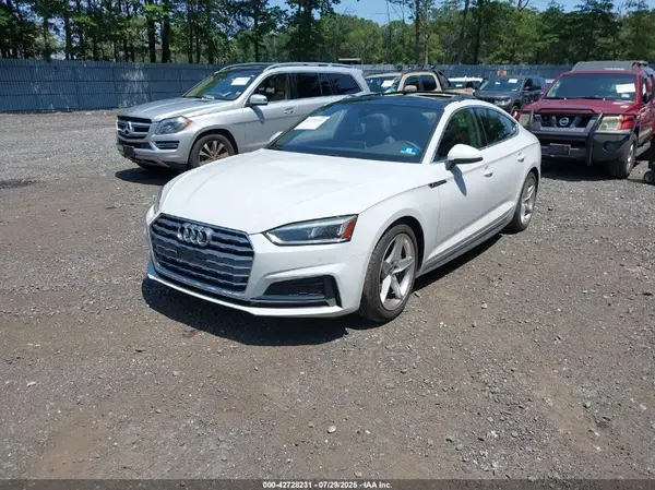 WAUENCF56KA087814 2019 AUDI A5 - Image 2