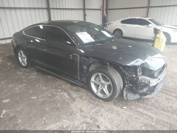 WAUENCF56KA098974 2019 AUDI A5 - Image 1