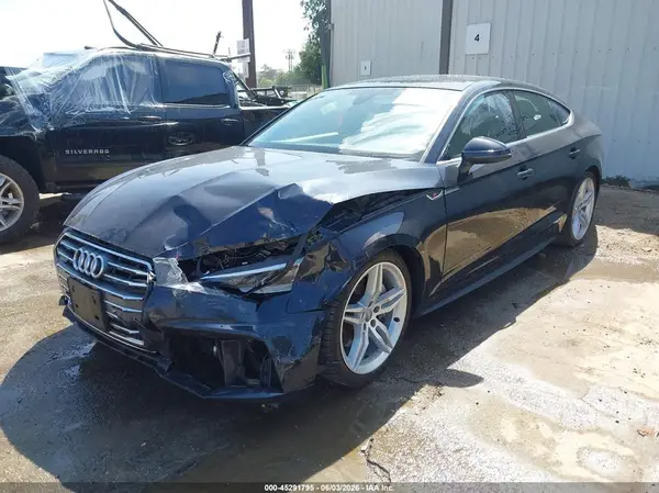 WAUENCF57JA099825 2018 AUDI A5 - Image 2