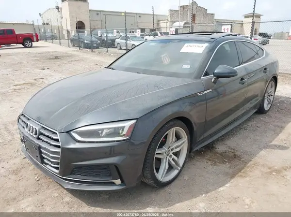 WAUENCF57KA059195 2019 AUDI A5 - Image 2