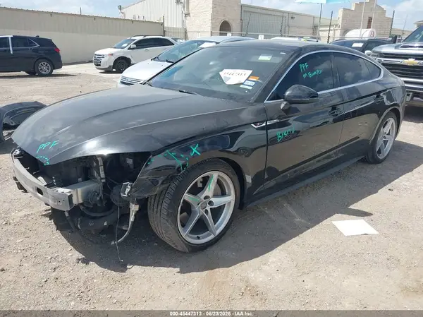 WAUENCF57KA100375 2019 AUDI A5 - Image 2