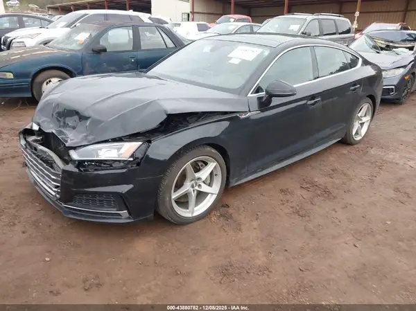 WAUENCF58JA123811 2018 AUDI A5 - Image 2