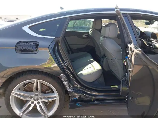 WAUENCF58JA127180 2018 AUDI A5 - Image 8