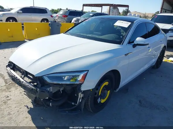 WAUENCF58KA007848 2019 AUDI A5 - Image 2