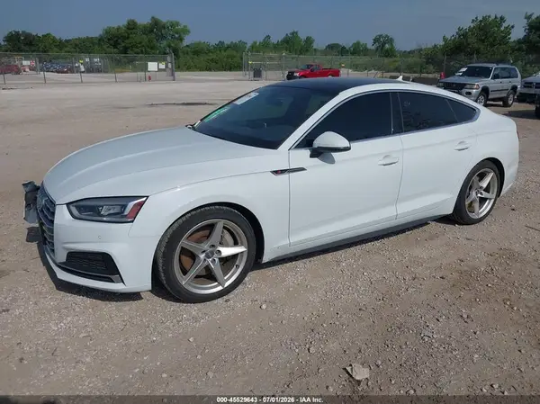 WAUENCF58KA031213 2019 AUDI A5 - Image 2