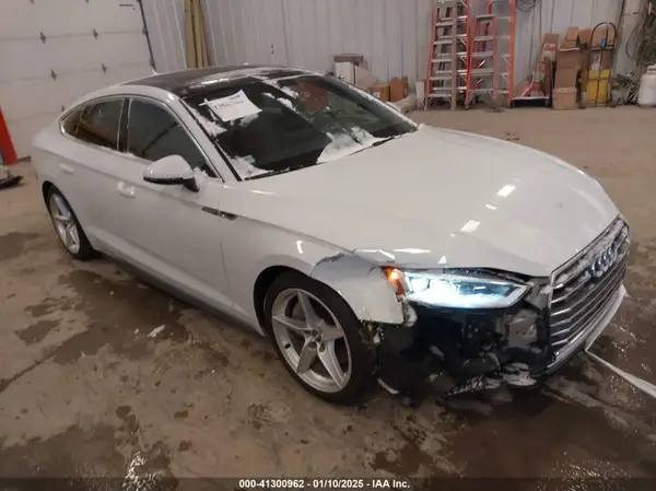 WAUENCF58KA044074 2019 AUDI A5 - Image 1